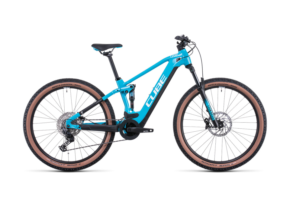 Ein blaues elektrisches Mountainbike